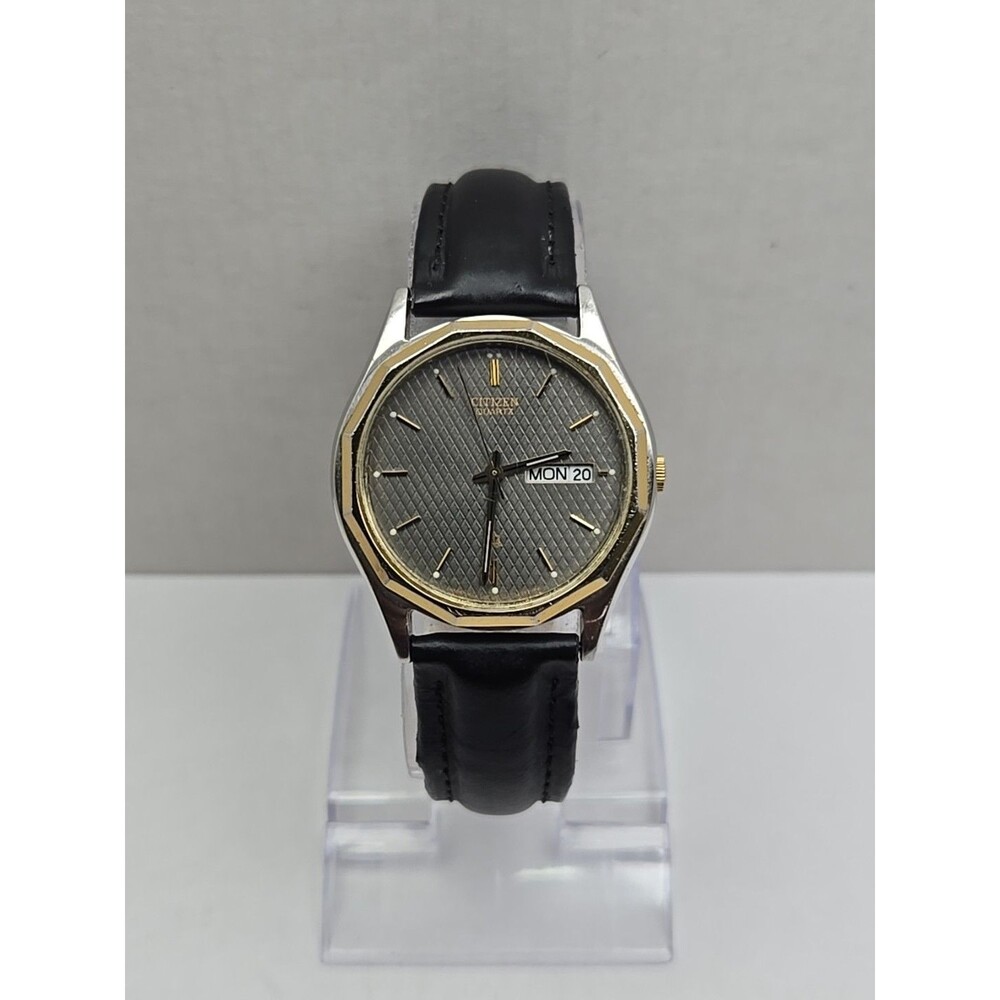 Citizen Quartz Day Date Gray Textured Dial Two Tone Dress Watch New Battery